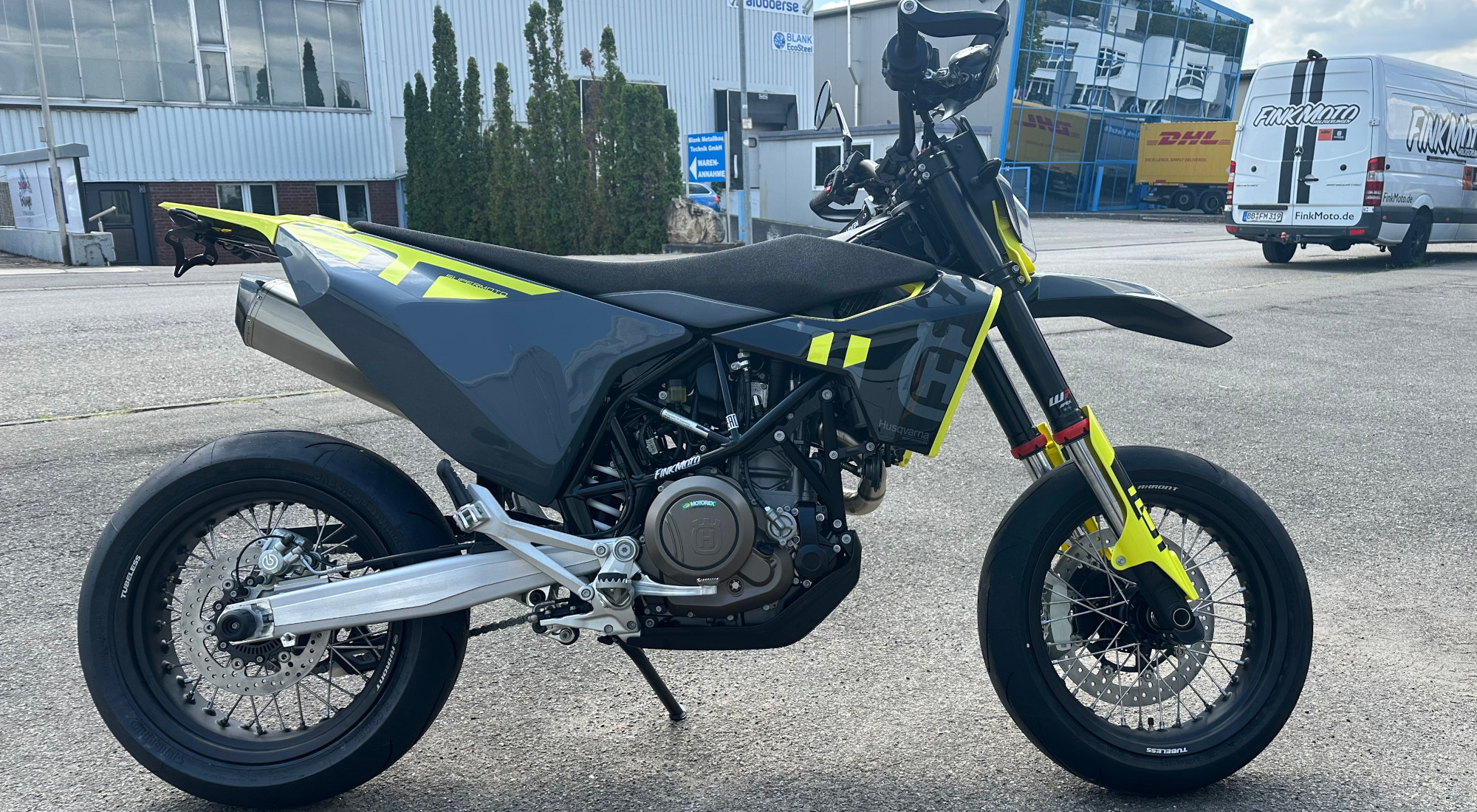 701 Supermoto mit Umbau - zu Sonderpreisen - klick hier !